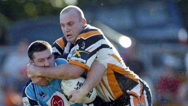 Paul Gallen in action against the Tigers all the way back in 2003.