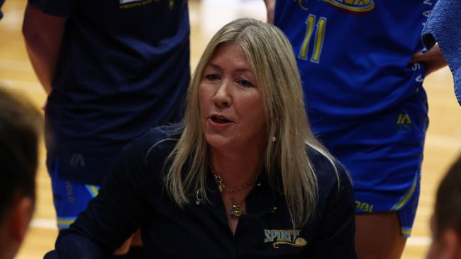 BENDIGO, AUSTRALIA - DECEMBER 08: Tracy York, head coach of the Spirit talks to her players during three quarter time during the round two WNBL match between Bendigo Spirit and Melbourne Boomers at Bendigo Stadium, on December 08, 2021, in Bendigo, Australia. (Photo by Mike Owen/Getty Images)