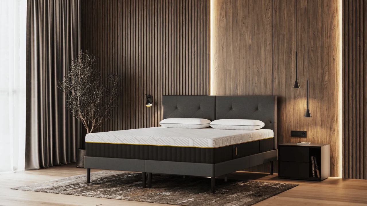 If you’re all about waking up refreshed and feeling your best, luxury sleep mattresses are where it’s at — think top-notch comfort, dreamy support, and seriously good sleep every night. Picture: Tiktok/@El Buckles