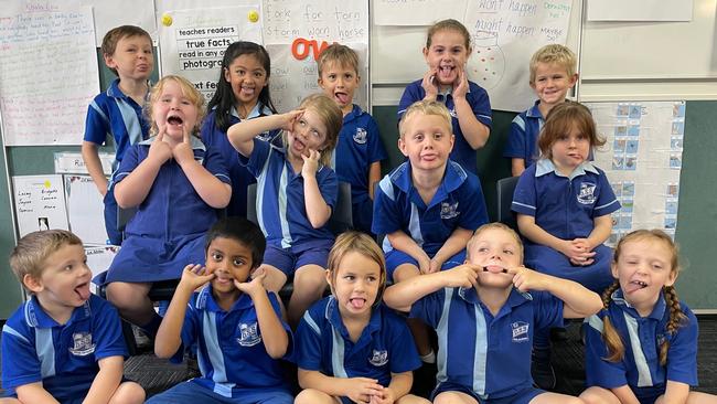 Dalby State School, Class 1A 2022. Back row (L-R) Jade, Erin, Drew, Jaycee, Ted. Middle (L-R) Macy, Kesla, Alexander, Norma, Jean. Front row (L-R) Mason, Yuktha, Alana, Lachlan, Ruby. Picture: Emily Devon.