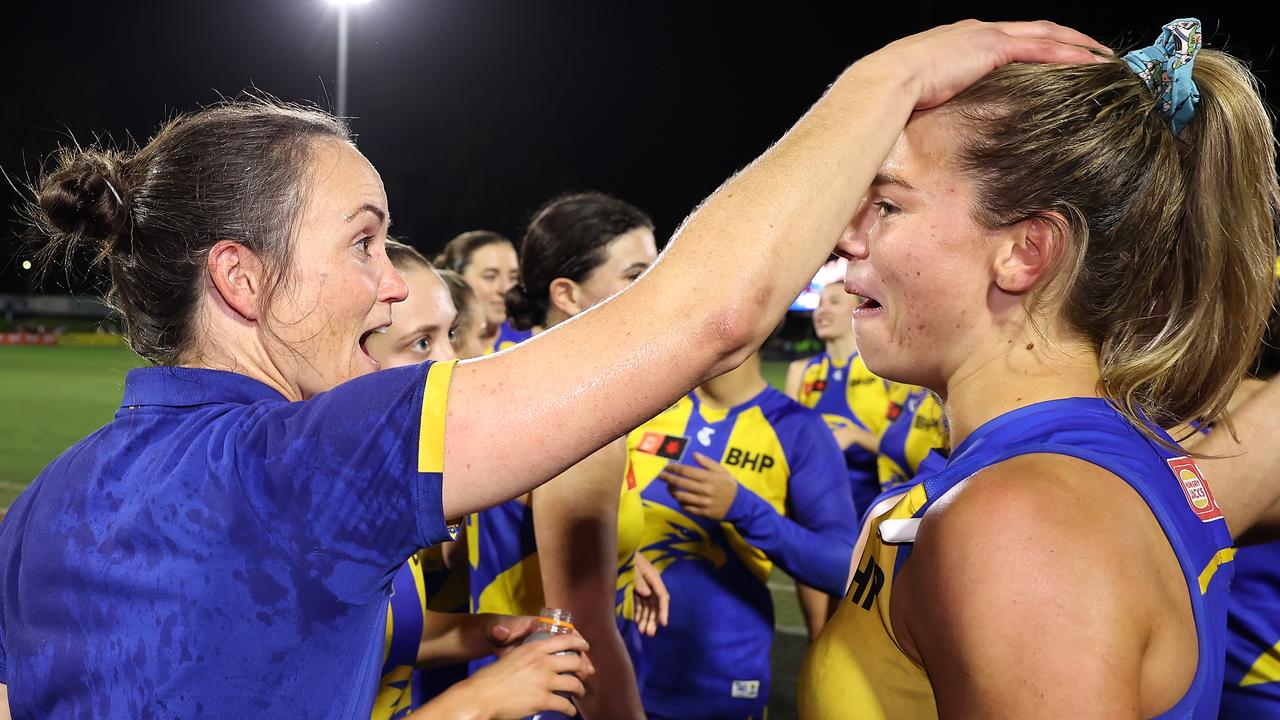 Showdown headlines tasty five-game AFLW Saturday slate after dramatic opening act