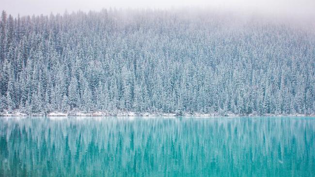 Lake Louise, Canada. Pictuee: Andrea Chidu/Unsplash