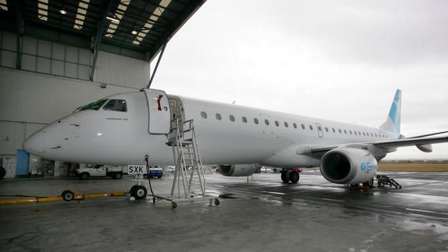 An Embraer E190 aircraft, like those being bought by Brisbane-based airline Alliance Aviation.