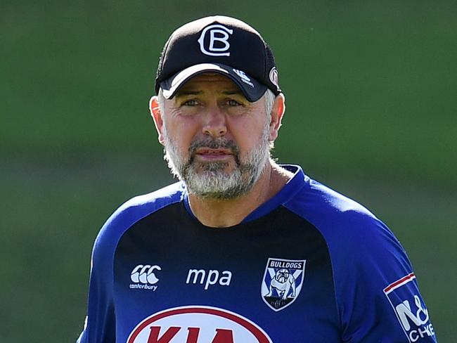 Canterbury Bulldogs coach Dean Pay during a training session at Belmore Sportsground in Sydney, Monday, March 26, 2018. The Bulldogs defeated the Panthers on Friday night and take on the Rabbitohs in round four. (AAP Image/Dean Lewins) NO ARCHIVING