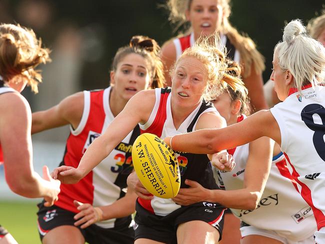 MELBOURNE, AUSTRALIA - MAY 19:  Alison Drennan of the Southern Saints in action during the VFLW round three match between the Southern Saints and Casey at Skybus Stadium on May 19, 2018 in Melbourne, Australia.  (Photo by Graham Denholm/AFL Media/Getty Images)