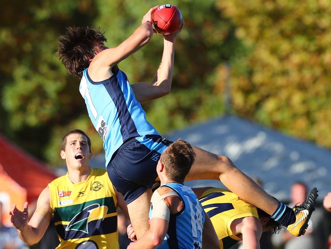 6.5.2018.SANFL: Sturt v Eagles at Unley Oval.Sturt's Hugo Munn takes a screamer. PIC:TAIT SCHMAAL.