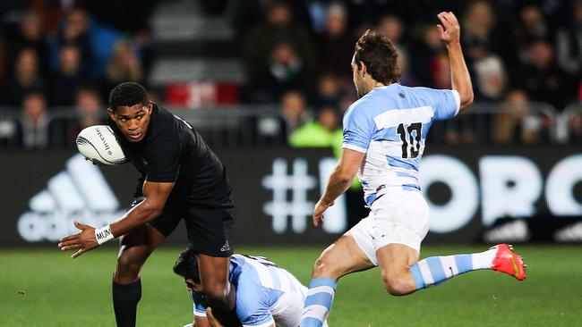 Waisake Naholo of the All Blacks is tackled by Jeronimo De la Fuente of Argentina.