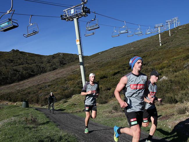 Collingwood captain Scott Pendlebury joins a run at Falls Creek. Picture: Michael Klein