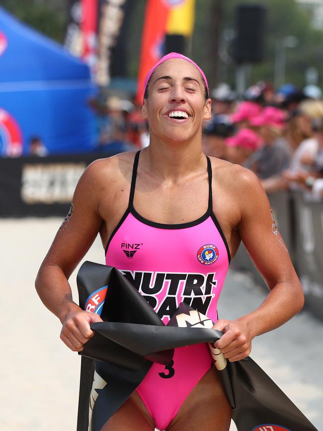 Lana Rogers celebrates winning round 2 of the Nutri-Grain Series at Burleigh Heads on November 17, 2019 in Burleigh Heads, Australia. (Photo by Chris Hyde/Getty Images)