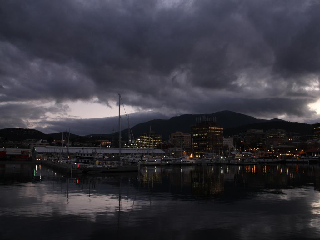 Hobart waterfront at dusk. Picture: Jim Kiss. Your Focus on Tasmania ***ONE TIME USE ONLY***