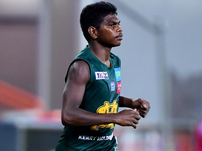 St.Mary's Maurice Rioli Jr takes to the oval during Friday nights game against the Wanderers in Darwin.Picture: Justin Kennedy