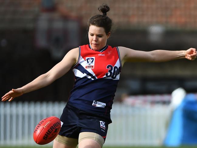 Elise O'Dea of Darebin Falcons is seen in action during the VFLW match at Bill Larry reserve, Northcote, Melbourne, Saturday, July 21, 2018. VFLW footy: Darebin Falcons v Essendon. (AAP Image/James Ross) NO ARCHIVING