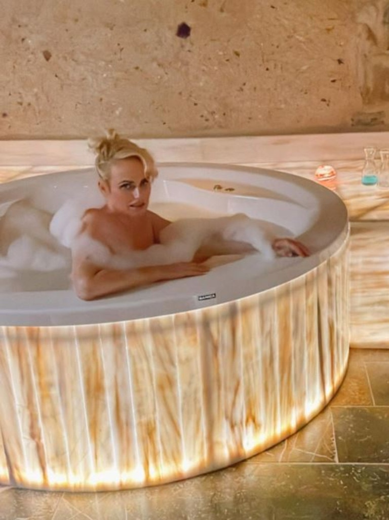 Emma Watson Nude Bathtub
