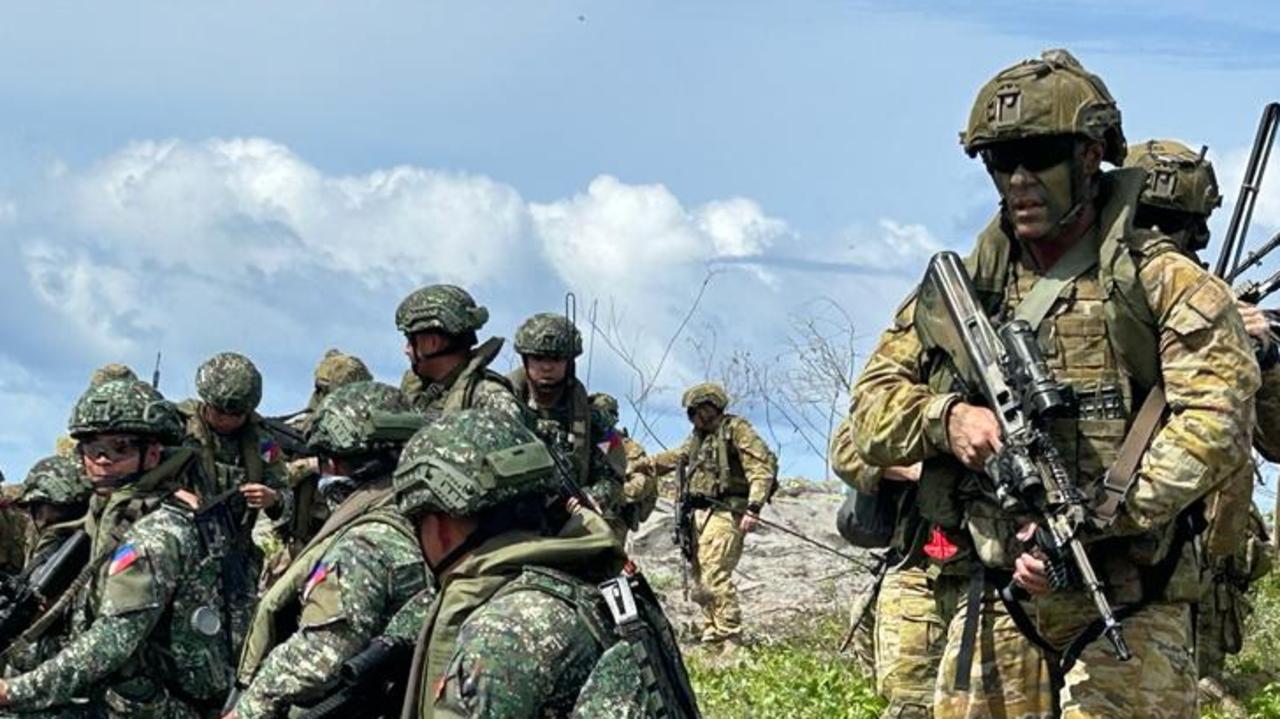 ADF joins Philippines defence force for major assault exercise in South ...