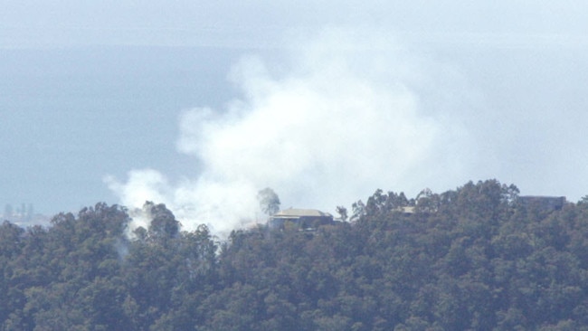 The view of the fire at Mudgeeraba from Springbrook — raising safety concerns about a cableway ride. Pic: Mike Battherham.