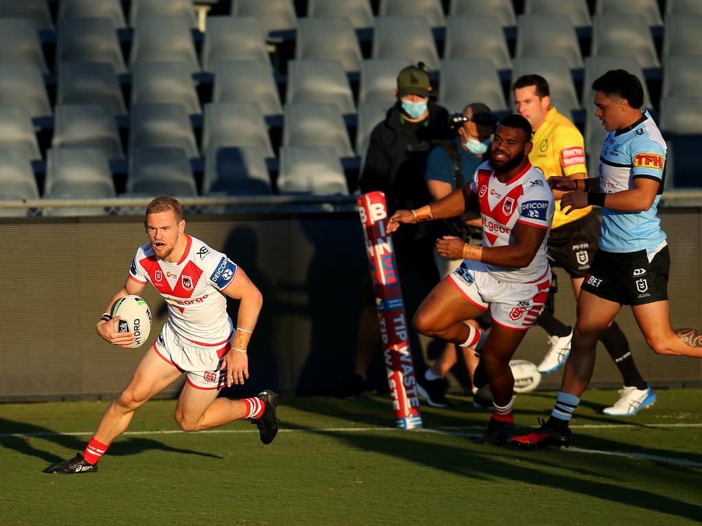 Matt Dufty would have ended the Dragons try drought.