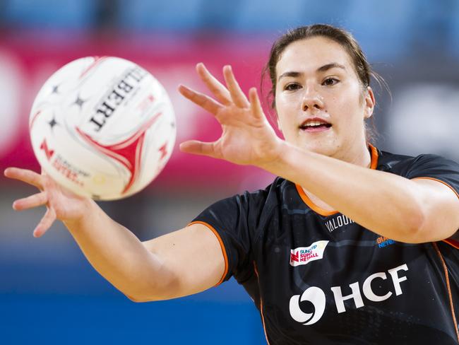 SYDNEY, AUSTRALIA - MAY 06: Amy Sligar of the Giants warms up ahead of the round eight Super Netball match between Giants Netball and Adelaide Thunderbirds at Ken Rosewall Arena, on May 06, 2023, in Sydney, Australia. (Photo by Jenny Evans/Getty Images)