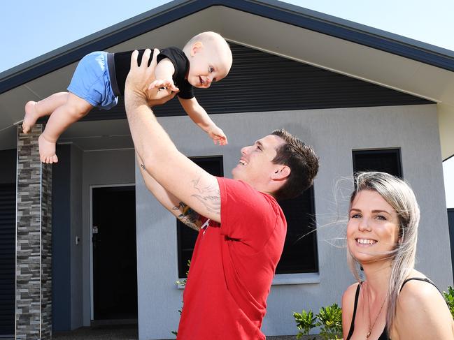 Scott and Jess Mclean with baby Archie enjoy their new home. Picture: Katrina Bridgeford.