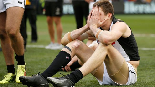 A dejected Mason Cox after the 2018 AFL Grand Final.