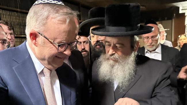 Prime Minister Anthony Albanese tours the inside of Adass Israel synagogue with community leaders. Picture: Supplied