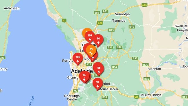 There are currently more than 1,000 customers without power in South Australia. Picture: SA Power Networks