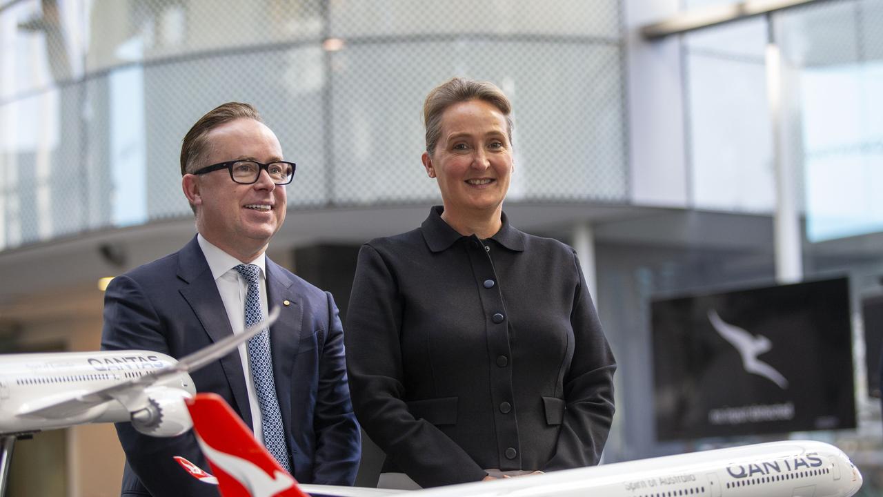 Outgoing Qantas chief executive officer Alan Joyce and CEO designate Vanessa Hudson. Picture: NCA NewsWire/Christian Gilles