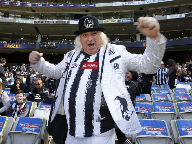 The 2018 AFL Premiership Grand Final. Collingwood vs West Coast. Crowd Color. Collingwood Cheer Squad legend Jeff "Joffa" Corfe warming up for a big day.   Picture: David Caird