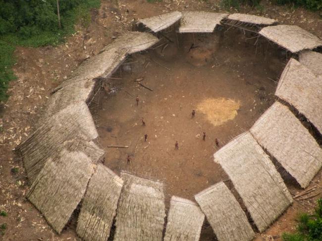 Uncontacted Yanomami yano (communal house) in the Brazilian Amazon. Picture: Guilherme Gnipper Trevisan/Hutukara