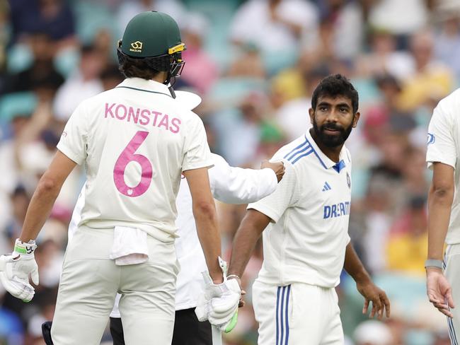 SYDNEY, AUSTRALIA - JANUARY 03: Jasprit Bumrah of India  Sam Konstas of Australia have words during day one of the Fifth Men's Test Match in the series between Australia and India at Sydney Cricket Ground on January 03, 2025 in Sydney, Australia. (Photo by Darrian Traynor/Getty Images)