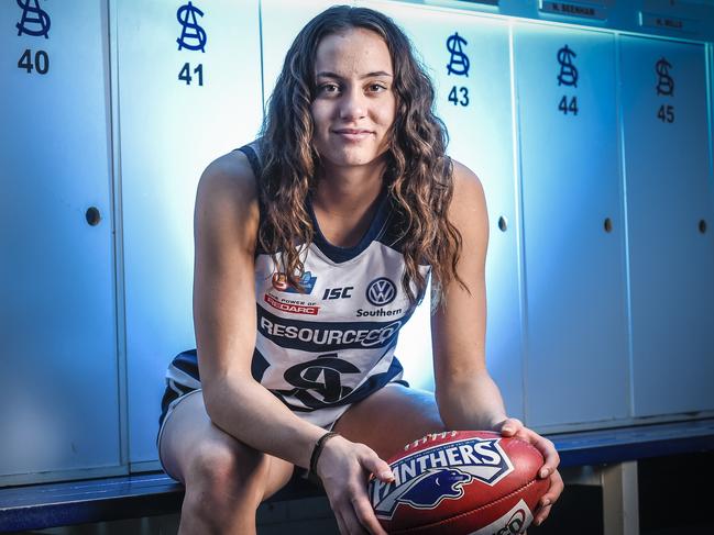 Indy Tahau's switch from rugby union to Aussie rules is paying off as she prepares to play with South Adelaide in a SANFLW grand final.Thursday May 16th 2019. PIC.  AAP/Roy VanDerVegt