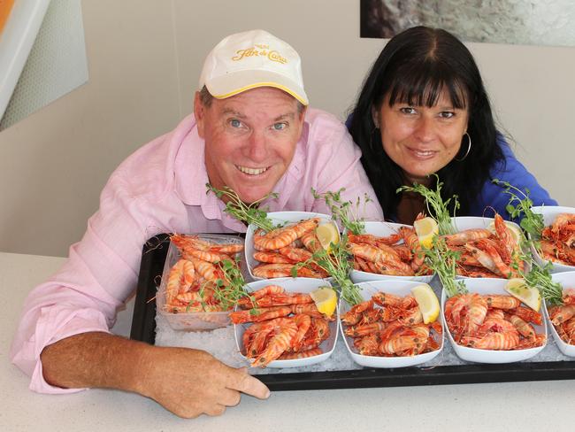 Fish D'Vine co-owners Kevin Collins and Rebecca Clark. Photo Sharon Smallwood / Whitsunday Times