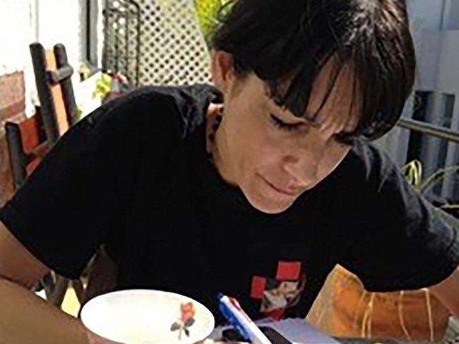 “It breaks your soul, and you’re like, ‘Who am I’?” Ms Simmons said of ice addiction.
