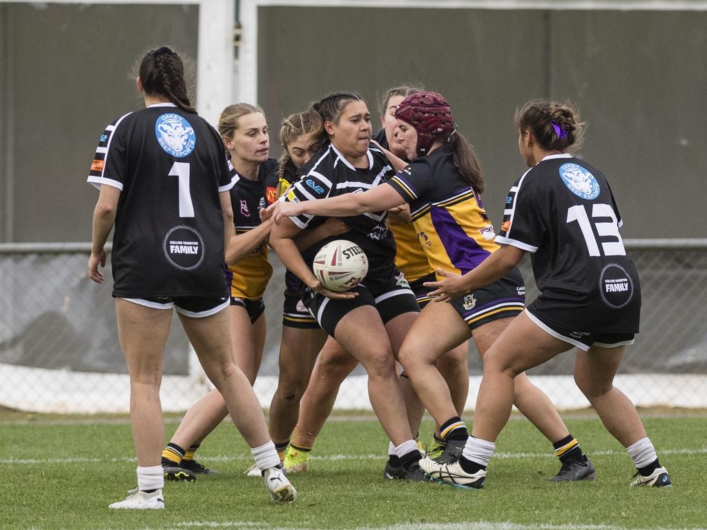 Pearl Hood of Oakey with the ball against Gatton. Picture: Kevin Farmer.