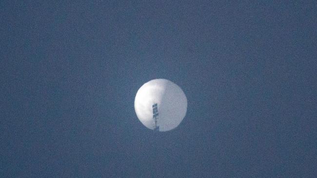 A suspected Chinese spy balloon in the sky over Billings, Montana. The Pentagon said February 2 it was tracking a Chinese spy balloon flying high over the United States, reviving tensions between the two countries just days ahead of a rare visit to Beijing by the top US diplomat.