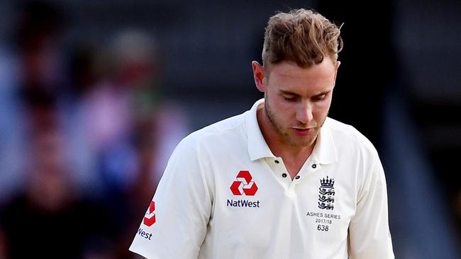 Former England captain Michael Vaughan says England fast bowler Stuart Board should be axed immediately.