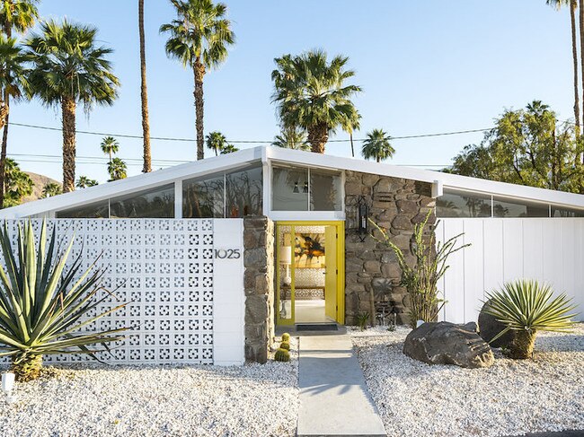 Pinterest Palm Springs house feature front door