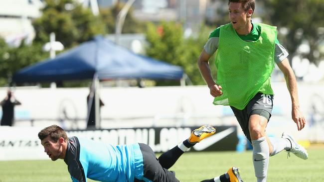 MELBOURNE, AUSTRALIA - JANUARY 03: Nathan Burns of Australia runs with the ball during an Australian Socceroos training session at the Collingwood Training Ground on January 3, 2015 in Melbourne, Australia. (Photo by Robert Cianflone/Getty Images)