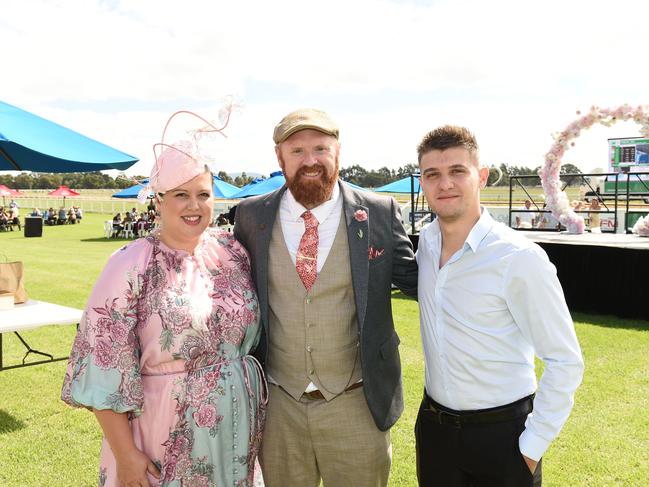 Bairnsdale Cup 2025. Jess Odgers, Glenn Odgers and journalist Jack Colantuono. Picture: David Smith