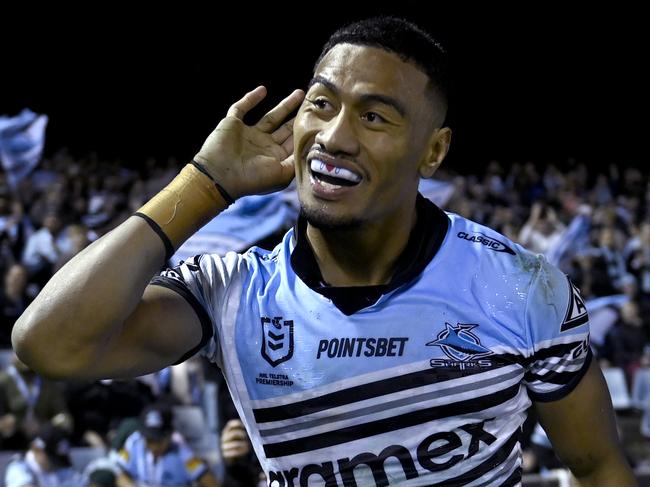 Sharks star rejects rivals to sign monster contract extension