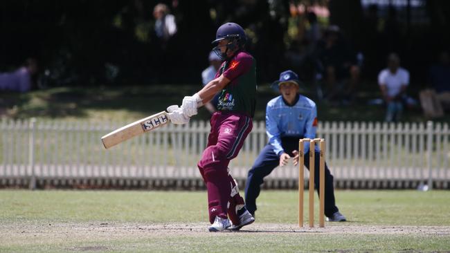 Toby Robinson helped push the score beyond 250. Picture: Warren Gannon Photography.