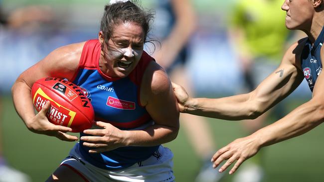 Emma Kearney in action for the Western Bulldogs. Picture: Wayne Ludbey