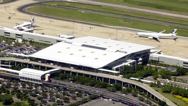 Aerial view of Brisbane city, including Brisbane airport international terminal pic Lyndon Mechielsen 13/2/04