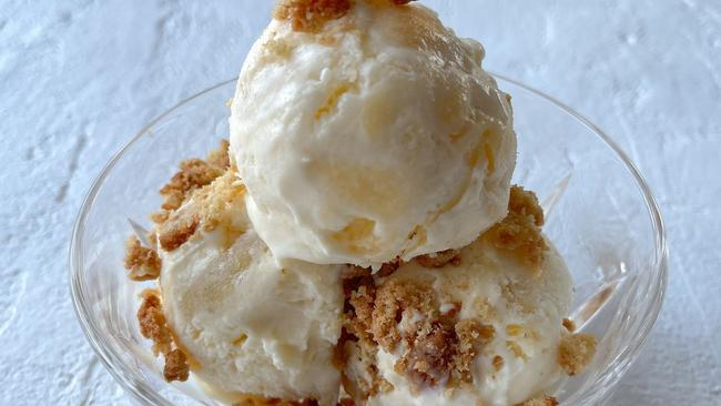 apple-crumble-custard-ninja-creami-ice-cream-recipe