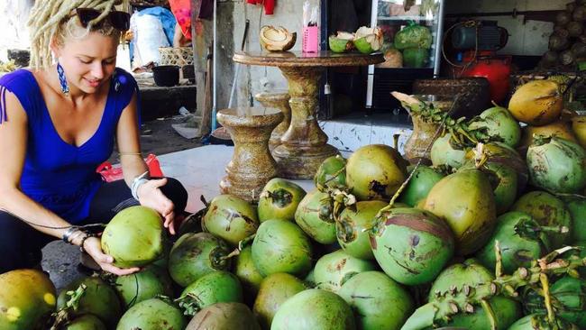 Kittea Ukkola in Bali assisting in the set up of an entrepreneurial beach club.