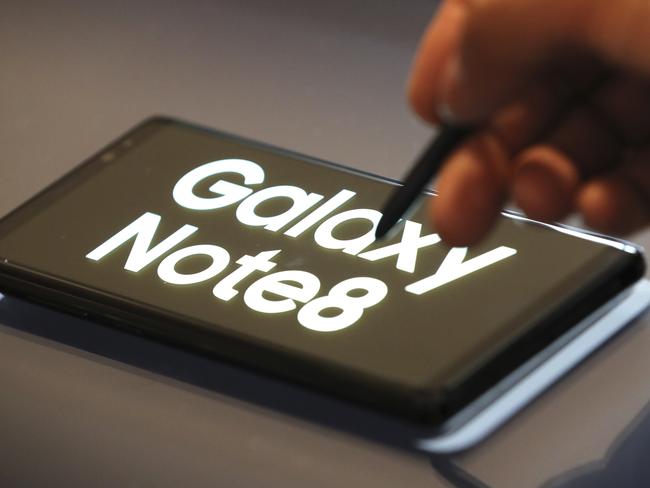 A man demonstrates Samsung Electronics' Galaxy Note 8. Picture: AP