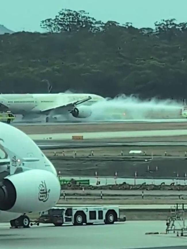 Etihad Airways’ flight making a high speed rejected takeoff at Melbourne Airport.