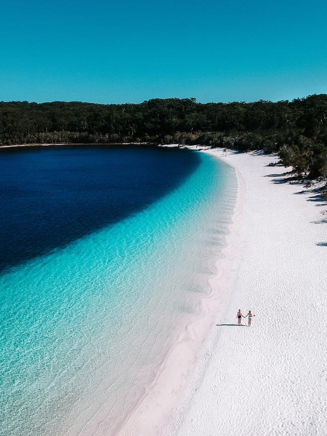 Beautiful Lake McKenzie.