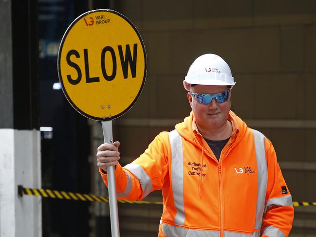 SYDNEY, AUSTRALIA - NewsWire Photos OCTOBER 16 , 2024: Generic Photos of Workers at Work. Traffic controller. Picture: NewsWire / John Appleyard