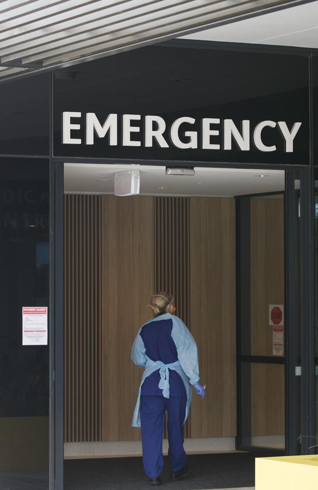 A triage nurse who was assessing patients at the new COVID-19 clinic at Northern Beaches Hospital. Photo: Tim Pascoe