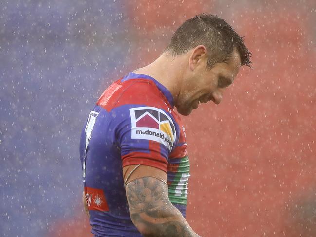 NEWCASTLE, AUSTRALIA - JULY 26: Mitchell Pearce of the Knights looks dejected after the Knights were defeated by the Bulldogs during the round 11 NRL match between the Newcastle Knights and the Canterbury Bulldogs at McDonald Jones Stadium on July 26, 2020 in Newcastle, Australia. (Photo by Mark Kolbe/Getty Images)